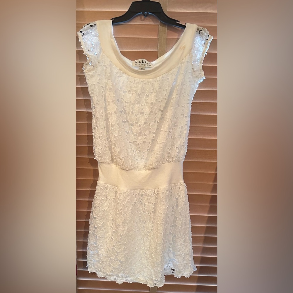 Nicole Miller white Lace Mini Dress